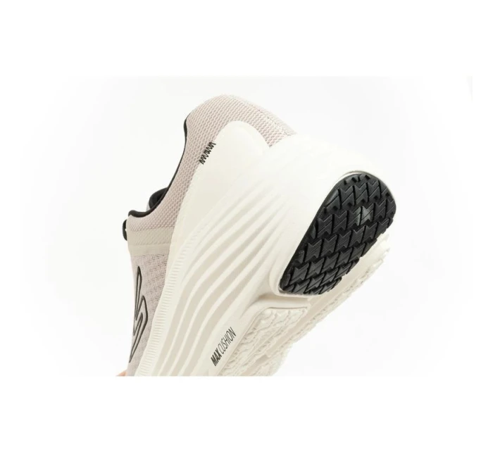 Boty Skechers Max Cushioning Endeavour M 220613/TPBK Boty Skechers Max Cushioning Endeavour M 220613/TPBK