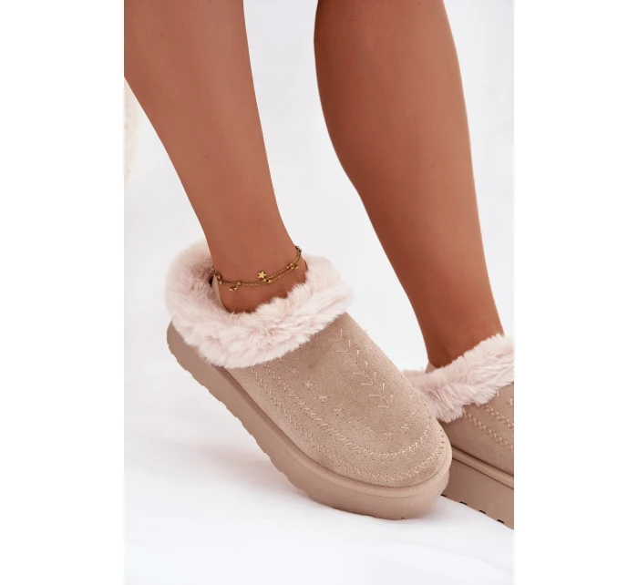 Dámské sněhule na platformě s kožešinkou a prošitími světle béžové Arelina Dámské sněhule na platformě s kožešinkou a prošitími světle béžové Arelina