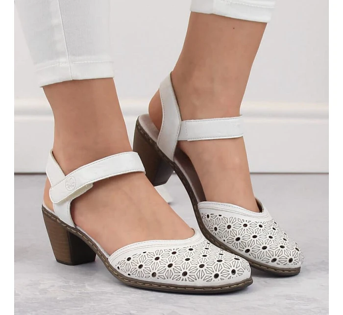 Kožené pohodlné sandály W model 22066508 white - Rieker