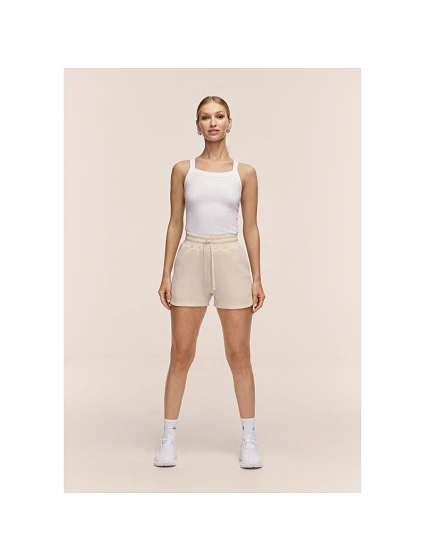 Dámské šortky CASALL Peachy Shorts, bílá barva Dámské šortky CASALL Peachy Shorts, bílá barva