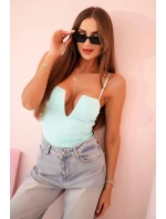 Dámská halenka s body bez model 20985507 volánky a výstřihem do V mincovna - K-Fashion Dámská halenka s body bez model 20985507 volánky a výstřihem do V mincovna - K-Fashion