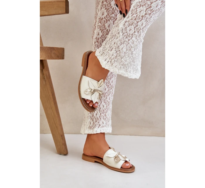 Sandály S Dekorací Přírodní Kůže Zazoo model 21682154 Bílé - Boto