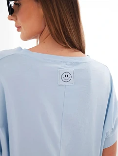 Dámská bavlněná halenka s výstřihem do V a krátkým rukávem modrá