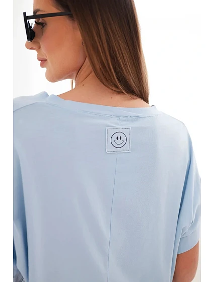 Dámská bavlněná halenka s výstřihem do V a krátkým rukávem modrá