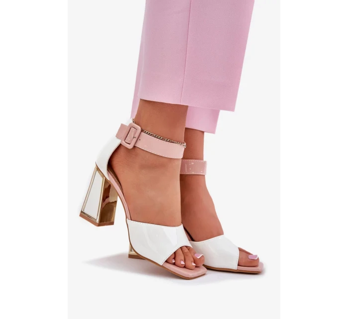Dámské lakované sandály na sloupku - bílé Vinceza Dámské lakované sandály na sloupku - bílé Vinceza