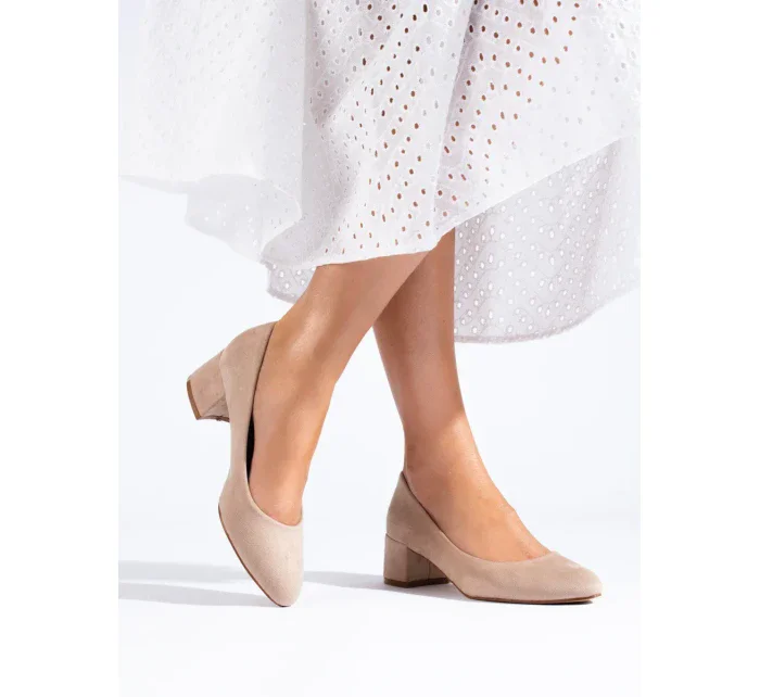 Zajímavé hnědé dámské lodičky na širokém podpatku Zajímavé hnědé dámské lodičky na širokém podpatku