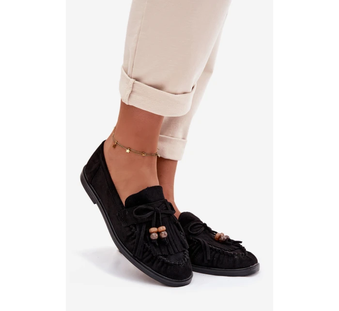 Dámské mokasíny s třásněmi a korálky Černé model 21937649 - Boto Dámské mokasíny s třásněmi a korálky Černé model 21937649 - Boto
