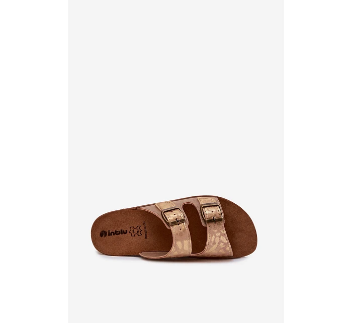 Dámské pantofle Béžové s přezkami model 22094896 - Inblu Dámské pantofle Béžové s přezkami model 22094896 - Inblu