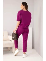 Dámský komplet viskózový máslo s krátkým rukávem a kalhotami s ohrnutým nohavicí tmavě fialový