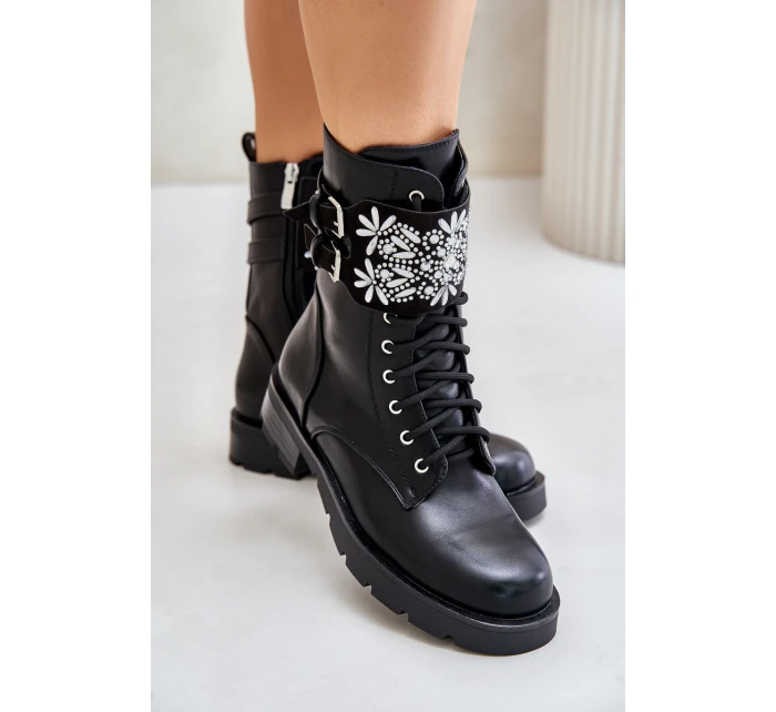 Zateplené pracovní boty s ozdobným pásem a přezkami černé model 21675949 - Boto Zateplené pracovní boty s ozdobným pásem a přezkami černé model 21675949 - Boto