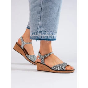 Pohodlné dámské  sandály černé na klínku