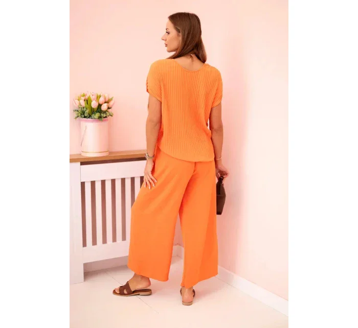 Viskózový komplet plisovaná halenka + kalhoty model 21961205 - K-Fashion Viskózový komplet plisovaná halenka + kalhoty model 21961205 - K-Fashion