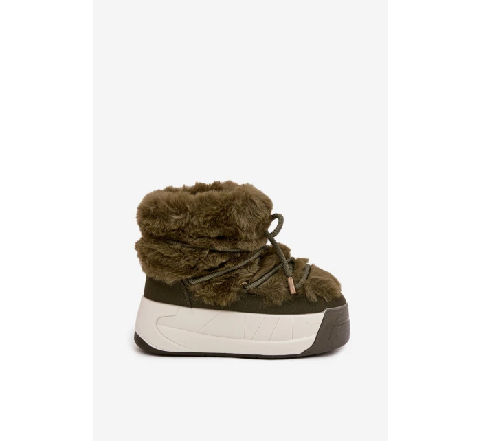 Dámské sněhule na masivní platformě s a kožešinou model 21711522 - Boto Dámské sněhule na masivní platformě s a kožešinou model 21711522 - Boto