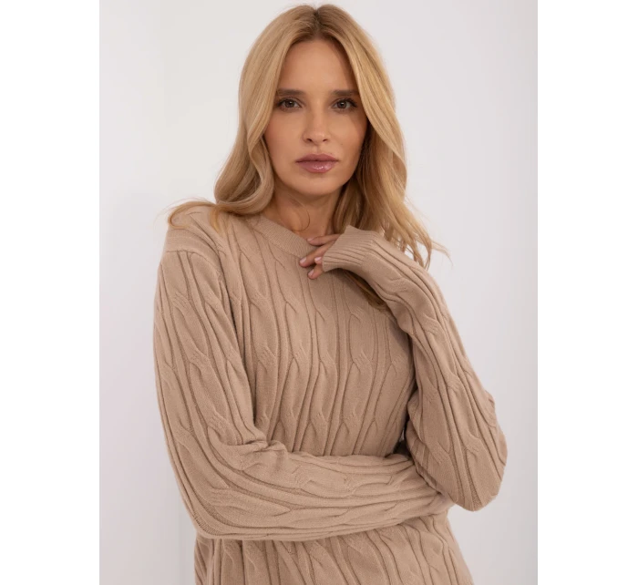Sweter AT SW model 20463681 camelowy - FPrice Sweter AT SW model 20463681 camelowy - FPrice