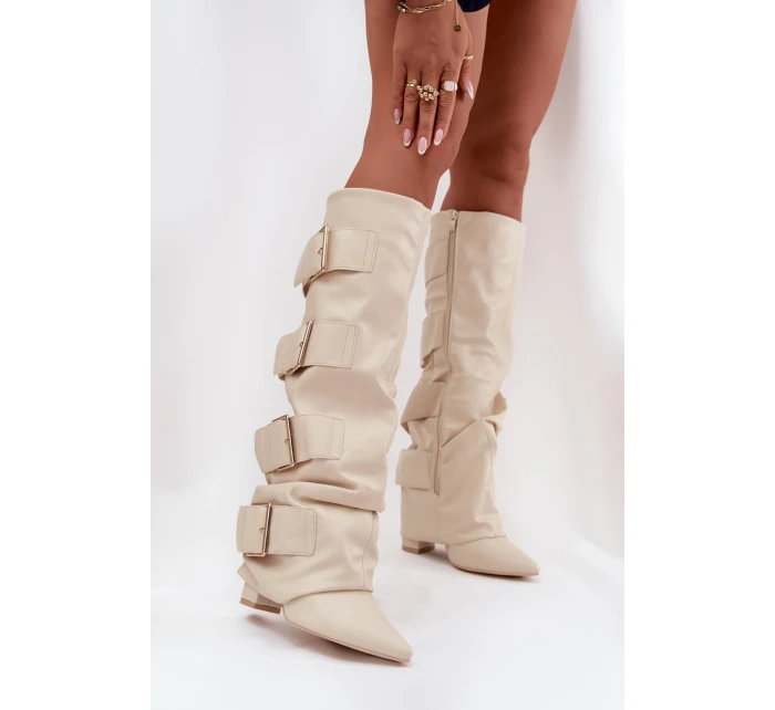 Dámské kozačky na sloupkovém podpatku s ohrnovaným svrškem a zlatými přezkami Isavelle – světle béžové
