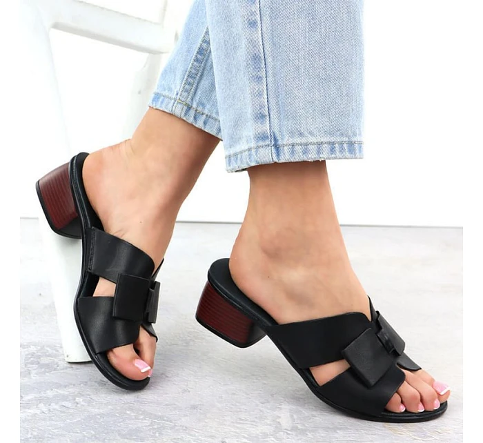 Dámské kožené žabky na klínku černé Remonte R8759-01