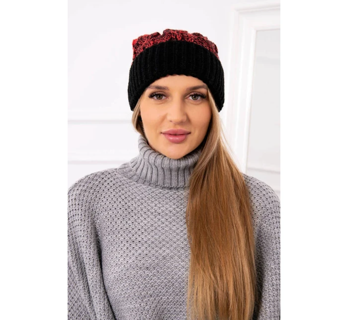 Dámská čepice s bambulí Abigail K326 black+malmine