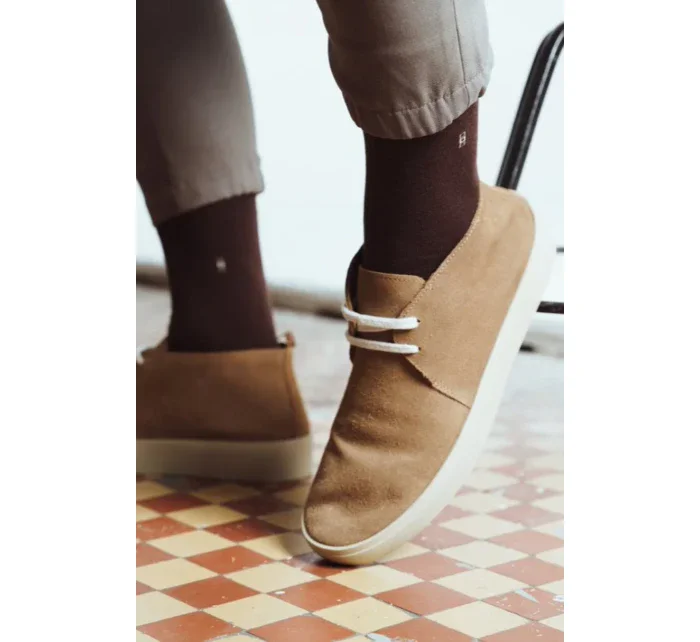 Hladké pánské ponožky s jemným vzorem 056