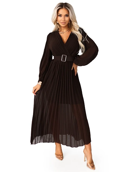 model 21787448 KLARA plisované elegantní midi šaty s páskem a výstřihem čokoládové - numoco basic model 21787448 KLARA plisované elegantní midi šaty s páskem a výstřihem čokoládové - numoco basic