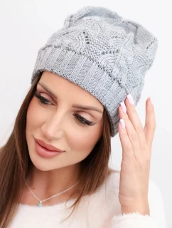 Dámská zimní pletená čepice s vzorem šedá model 21817805 - K-Fashion