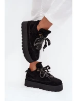 Šněrovací dámské sněhule na platformě vyhřívané kožešinou Černé model 21710251 - Boto Šněrovací dámské sněhule na platformě vyhřívané kožešinou Černé model 21710251 - Boto