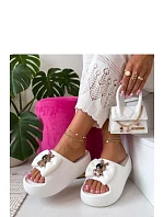 Klapky na platformě model 227248 Solea