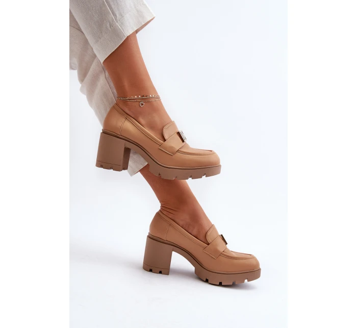 Dámské polobotky na podpatku s ozdobou Camel model 21655233 - Boto Dámské polobotky na podpatku s ozdobou Camel model 21655233 - Boto