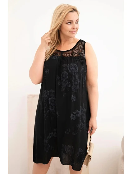 Dámské šaty Plus Size z viskózy s květinovým vzorem a krajkovým vrškem černá Dámské šaty Plus Size z viskózy s květinovým vzorem a krajkovým vrškem černá