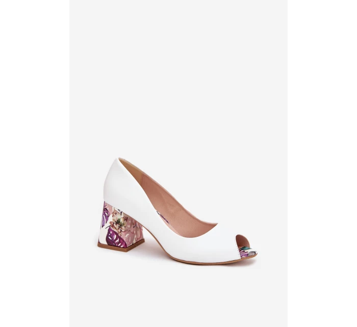 Kožené lodičky s ozdobným podpatkem Lewski Shoes model 21704096 bílé - Boto