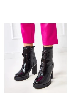 Boty na podpatku  model 217947 Solea