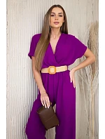Kombinéza s ozdobným páskem v pase tmavě fialová