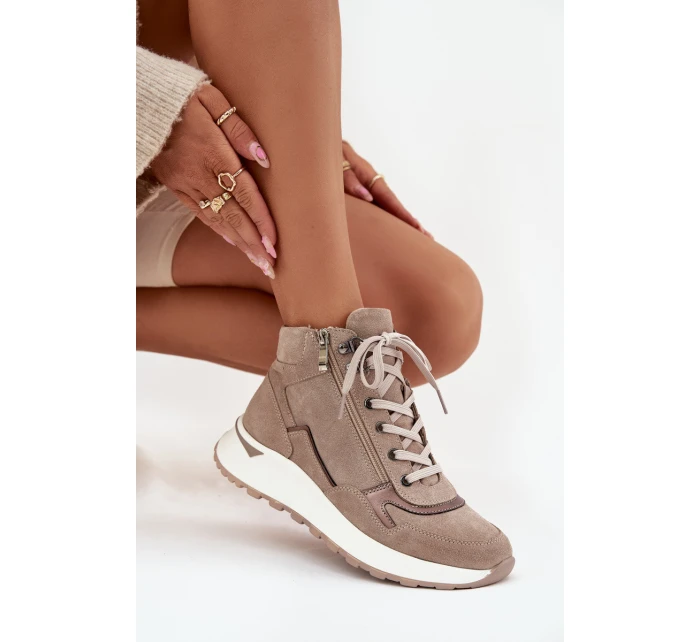 Dámské sportovní kotníkové boty na platformě z přírodního semiše Zazoo – béžové Dámské sportovní kotníkové boty na platformě z přírodního semiše Zazoo – béžové