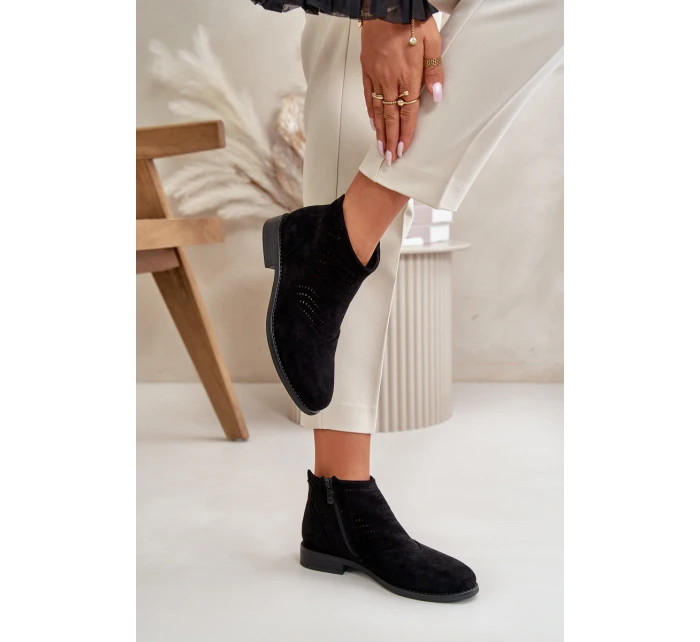 Dámské Boty Na Plochém Podpatku Vyřezávané Černé S.Barski HY42-076