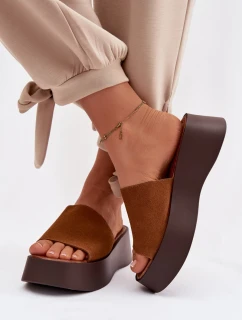 Dámské pantofle na platformě Camel Liorisse