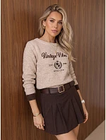 Sweter damski z nadrukiem Vintage Vibes beżowy model 22544855 - FashionStreet Sweter damski z nadrukiem Vintage Vibes beżowy model 22544855 - FashionStreet