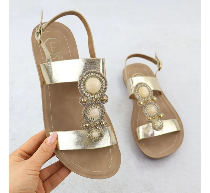 Dámské ploché sandály se zlatou ozdobou Filippo DS6882