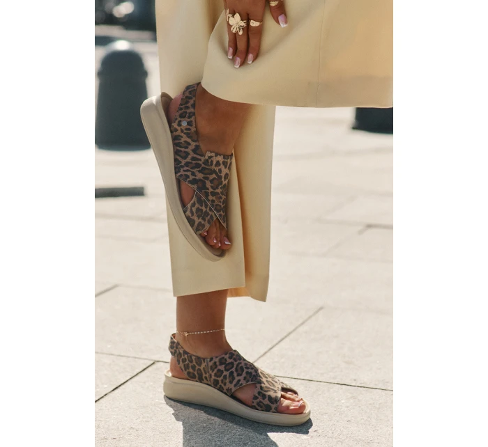 Zazoo 40392 Kožené Sandály Dámské Leopardí Hnědé Zazoo 40392 Kožené Sandály Dámské Leopardí Hnědé