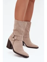 Dámské boty zateplené na podpatku s pásky a ozdobným detailem béžové Neria Dámské boty zateplené na podpatku s pásky a ozdobným detailem béžové Neria