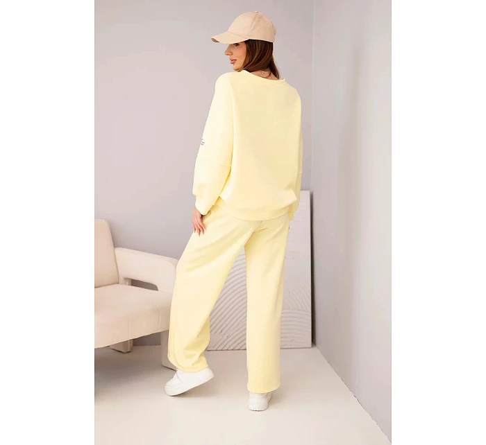 Dámský komplet z maslového materiálu mikina + kalhoty tmavě žlutý