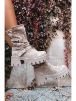 Dámské boty na podpatku s přezkami a páskem béžové model 21715455 - Boto