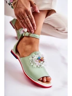 Dámské kožené sandály s zdobením zelená Nevassa Dámské kožené sandály s zdobením zelená Nevassa