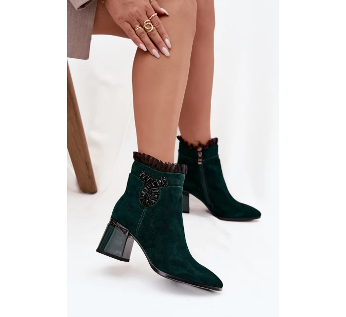 Dámské zateplené kotníkové boty z přírodního semiše D&A - lahvově zelená Dámské zateplené kotníkové boty z přírodního semiše D&A - lahvově zelená