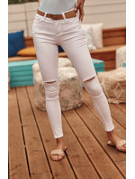 Bílé džínové džíny s dírami