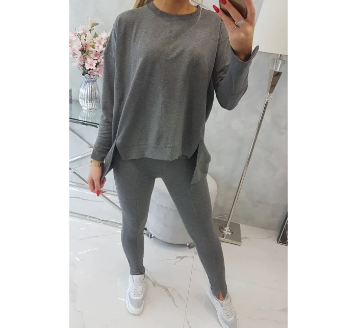 Souprava s oversize halenkou v grafitové barvě