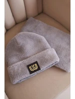 Dámská model 21495015 souprava čepice a nákrčník s ozdobnou nášivkou šedý - K-Fashion Dámská model 21495015 souprava čepice a nákrčník s ozdobnou nášivkou šedý - K-Fashion