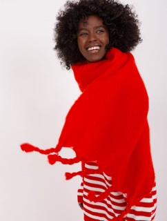 Červený teplý šátek s třásněmi