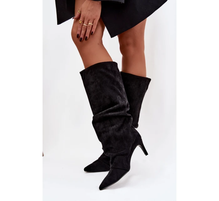 kozačky na jehlovém podpatku z veluru vyhřívané černé model 21757771 - Boto