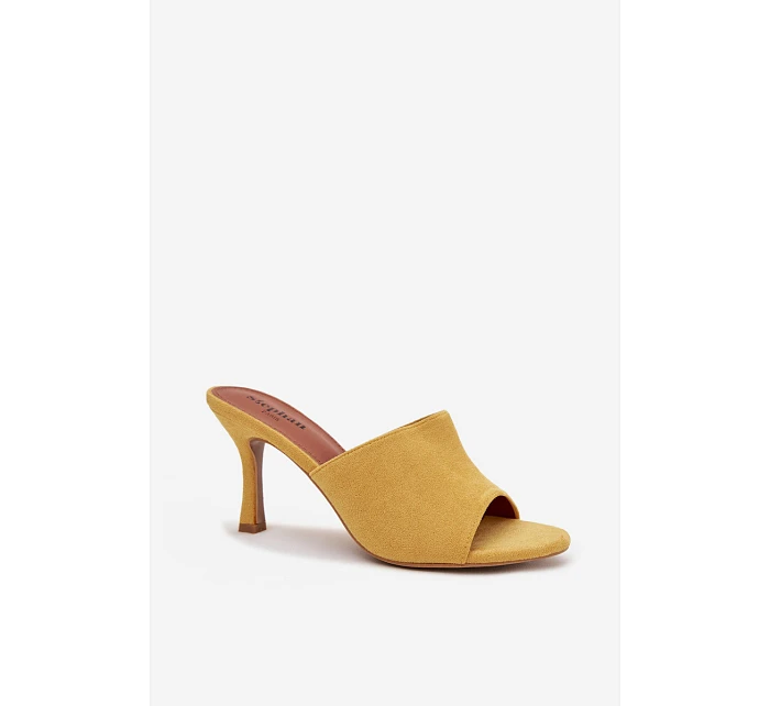 Dámské pantofle na z eko semiše žluté model 21918740 - Boto