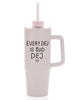 EVERY DEJ IS GUD DEJ - růžový cestovní hrnek s průhledným víčkem 900 ml