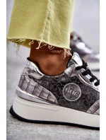 Dámská sportovní obuv na klínku GOE KK2N4083 stříbrne Dámská sportovní obuv na klínku GOE KK2N4083 stříbrne